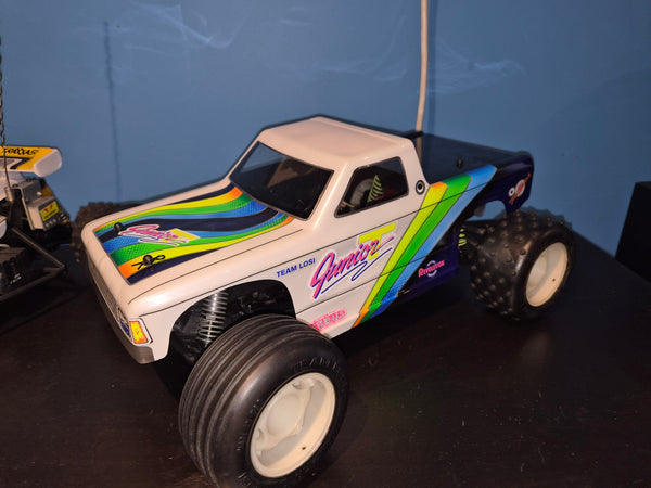 LOSI JR-T JUNIOR T 2.0 TRUCK BODY [please see description]
