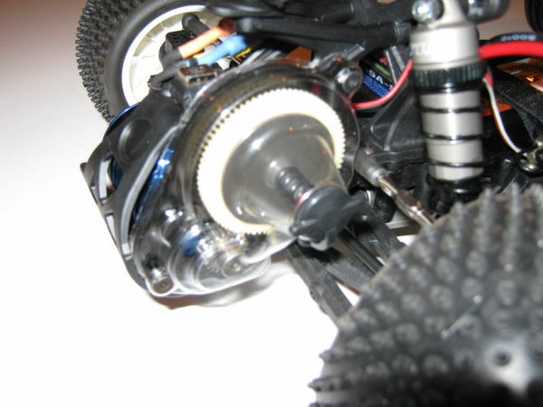 TLR 22 CLEAR GEAR COVER LOSI