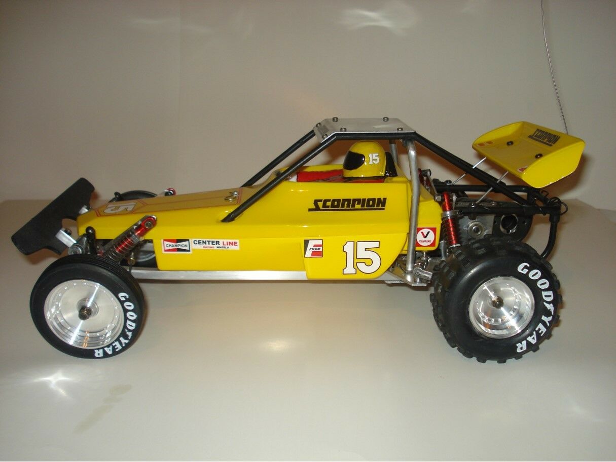 KYOSHO SCORPION BODY AND WING