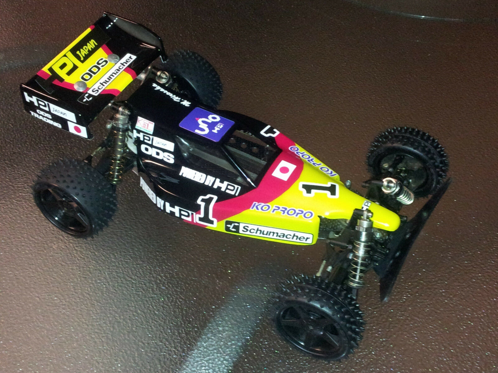Schumacher CAT XLS Masami Der UIT - Schumacher - RC-Modellbau-Portal